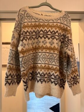 a.n.a Cream Fair Isle Crewneck Sweater with Gold and Gray Pattern